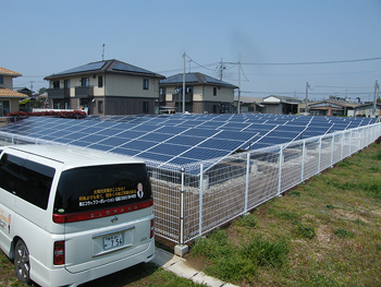 群馬県太田市 遊休地に野立ての太陽光発電を設置
